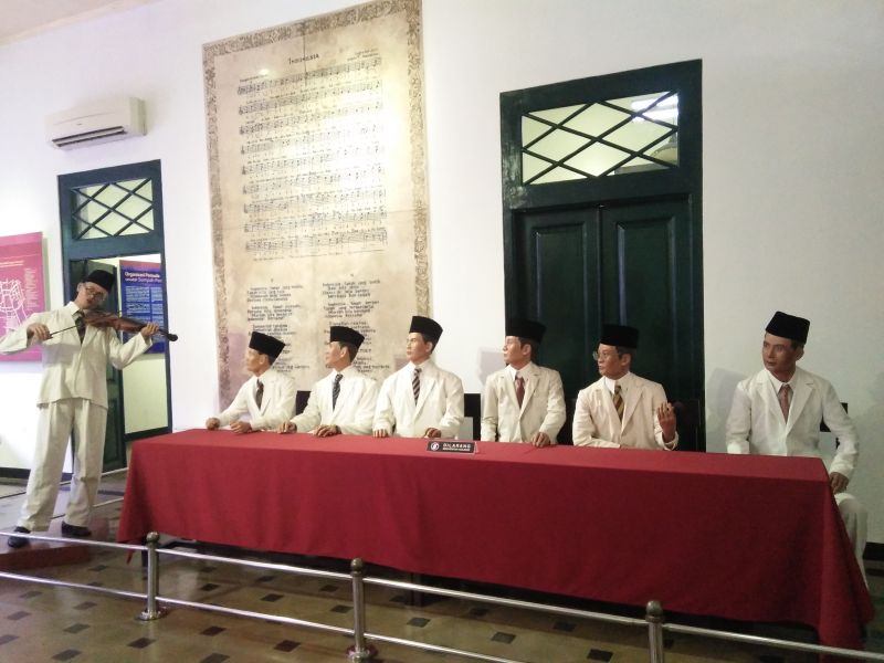 diorama Kongres Pemuda II di dalam Museum Sumpah Pemuda